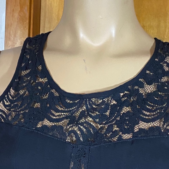 LACE JUMPSUIT - Picture 4 of 9